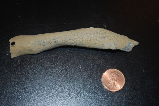 Decorative handle, thin metal Date unknown